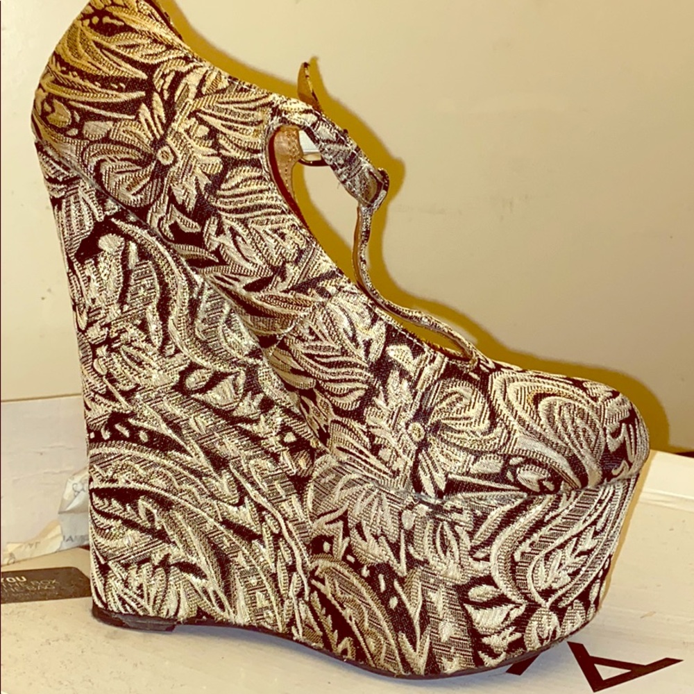 Aldo Bronckhorst wedge